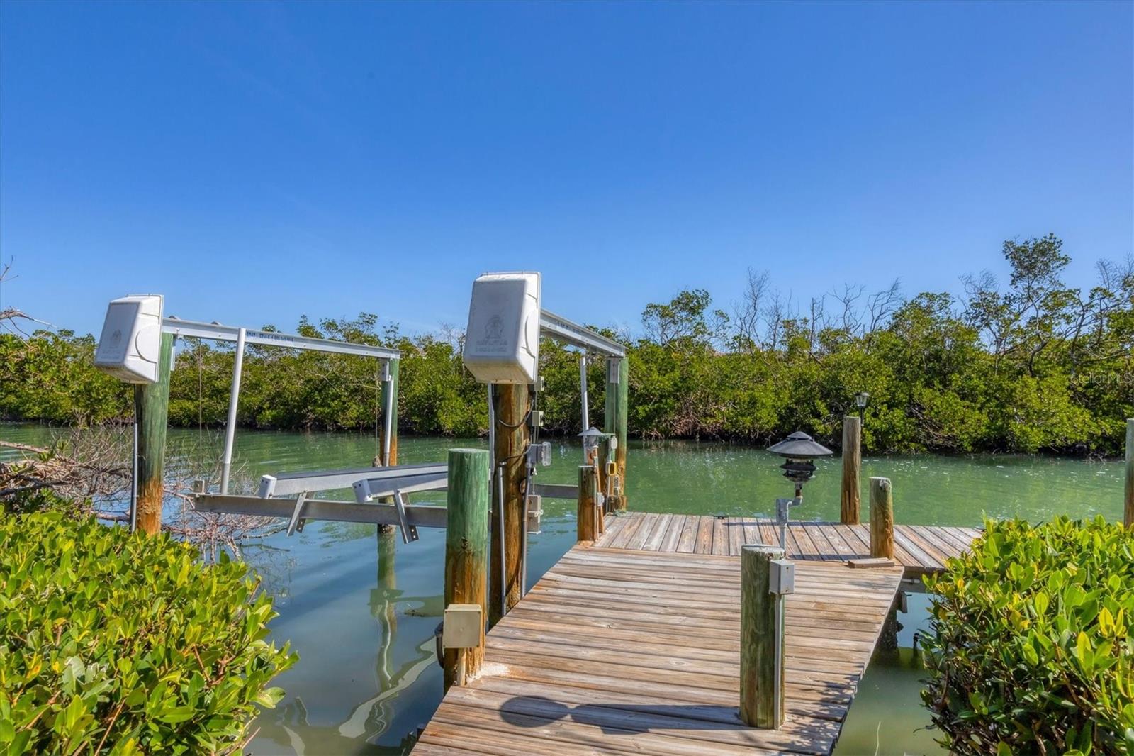 310 Kettle Harbor Dr Property Photo 12