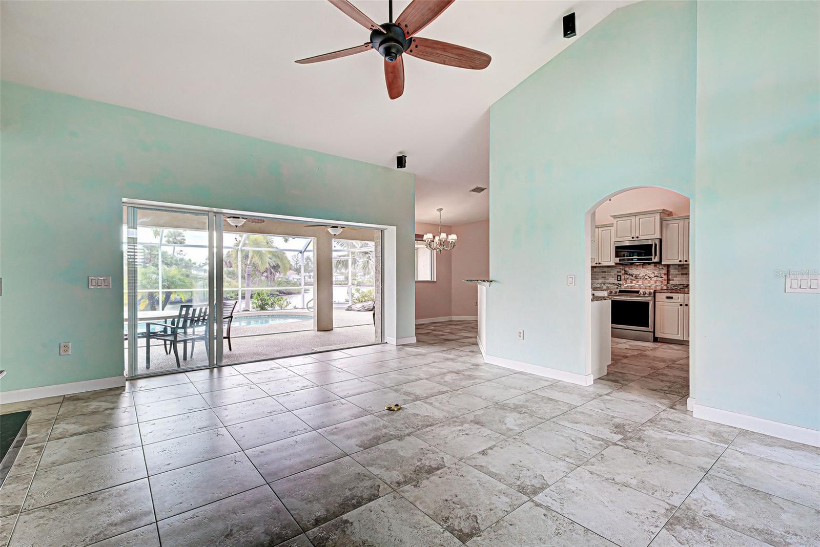 13253 Irwin Dr Property Photo 7
