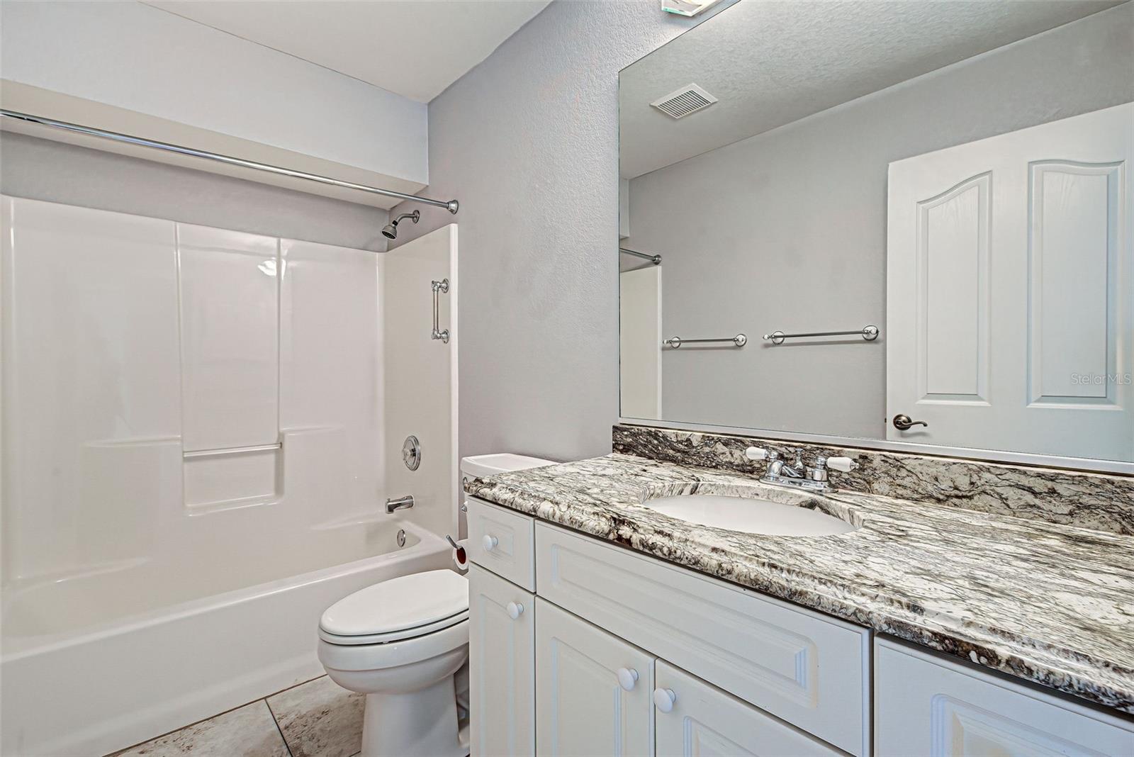 13253 Irwin Dr Property Photo 25