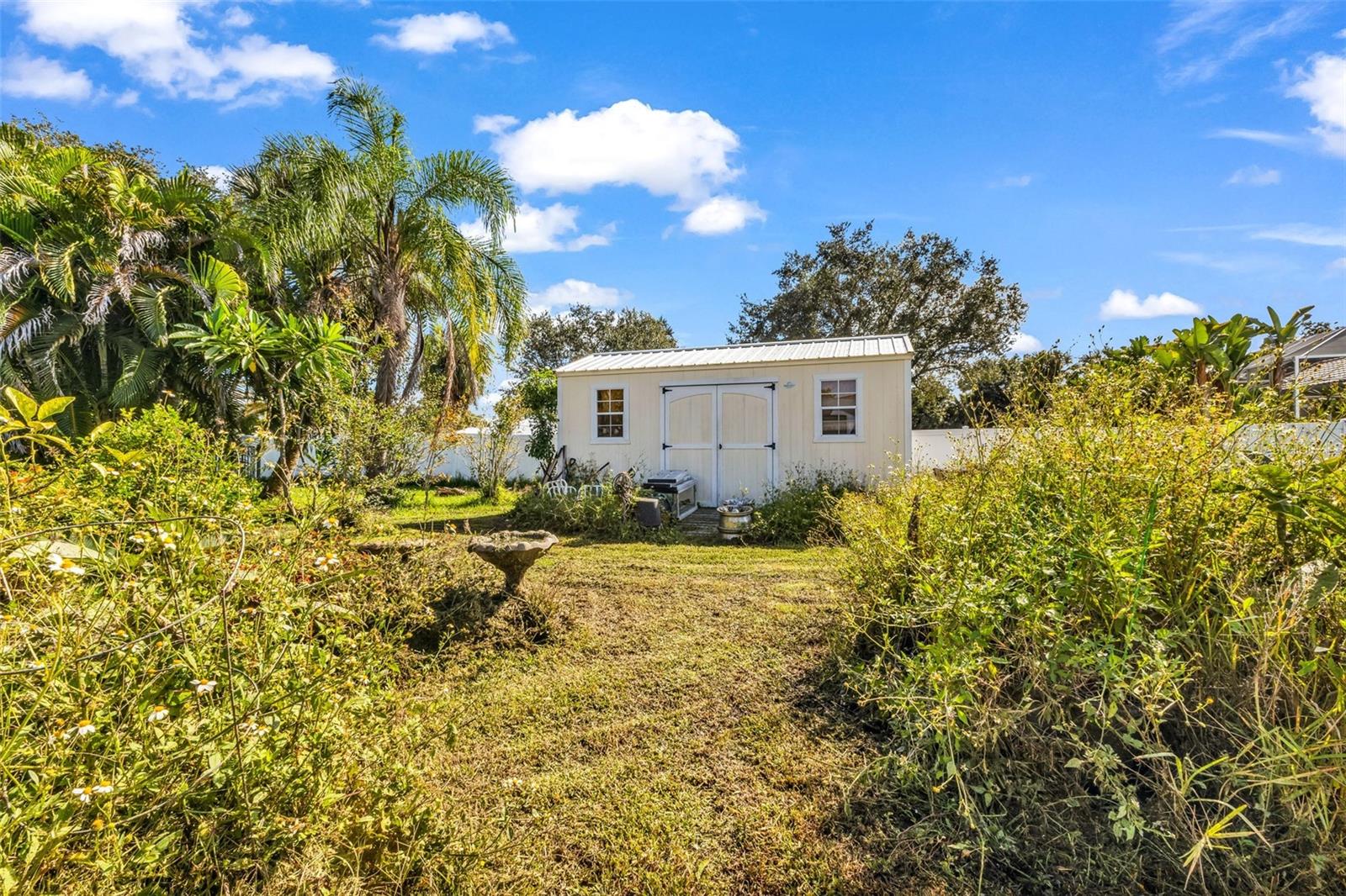 1148 Lyle St Property Photo 17