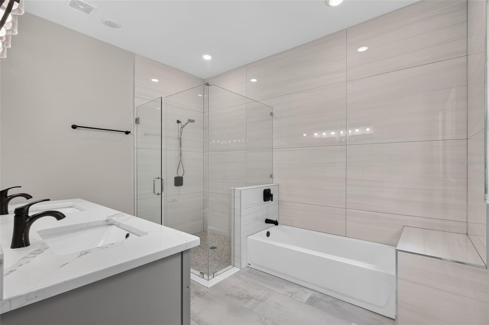 178 Green Pine Park Property Photo 14