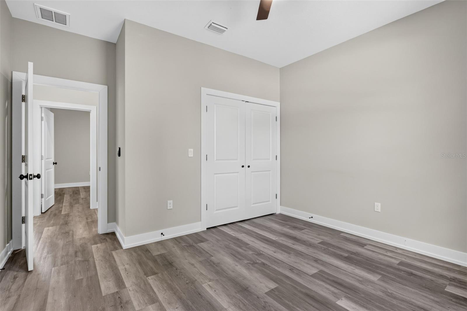 178 Green Pine Park Property Photo 16