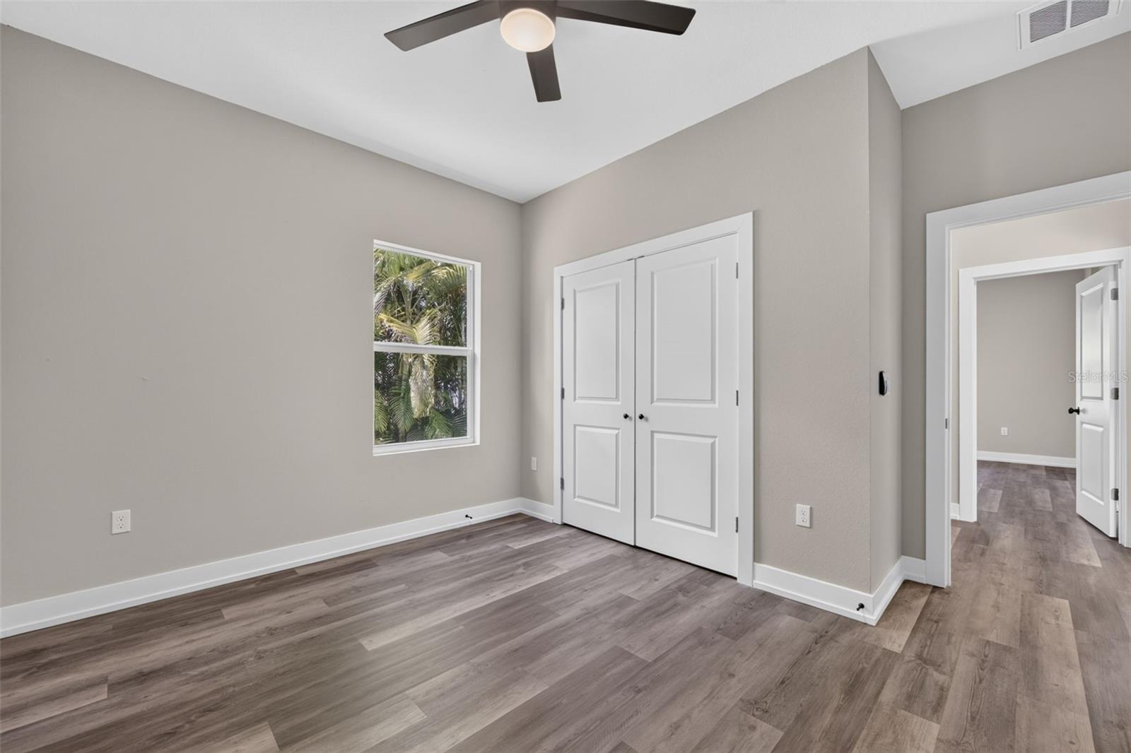 178 Green Pine Park Property Photo 18