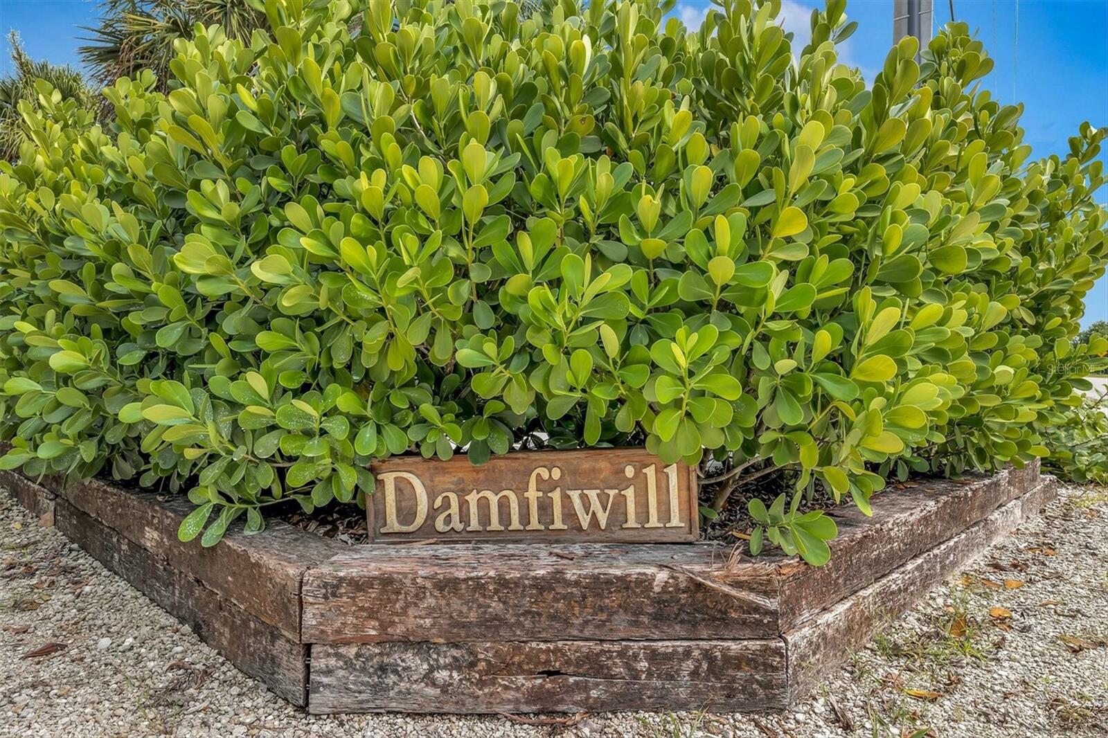 171 Damfiwill St Property Photo 3