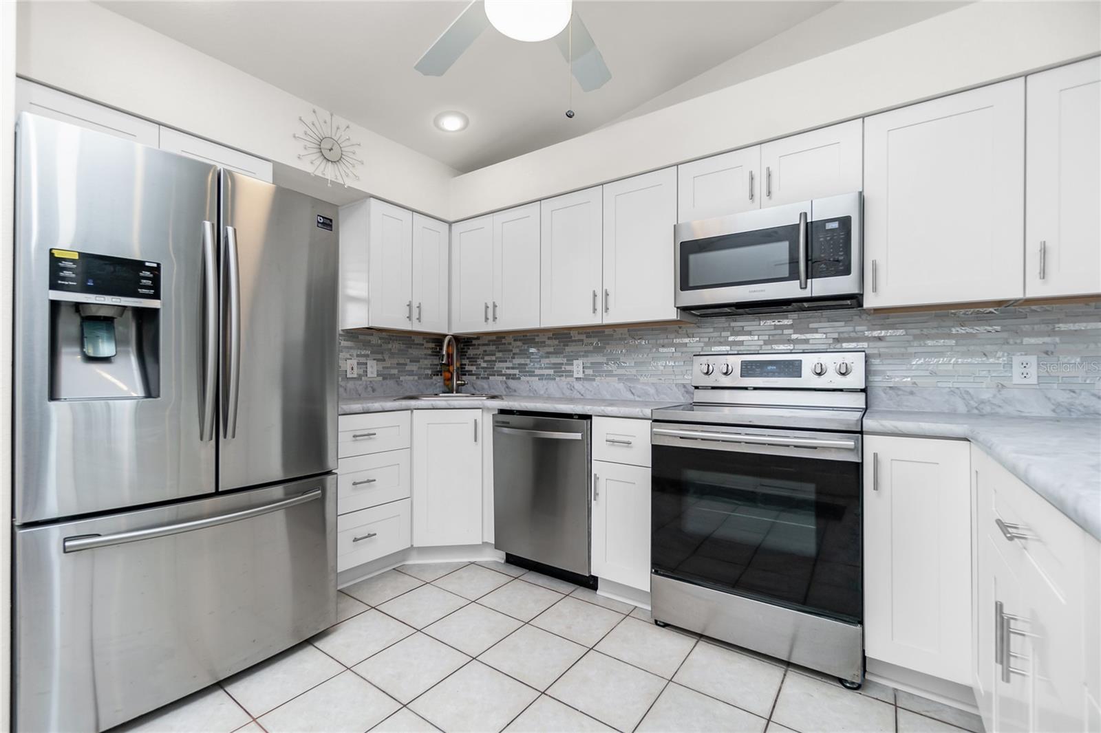 4260 Placida Rd #9b Property Photo 6