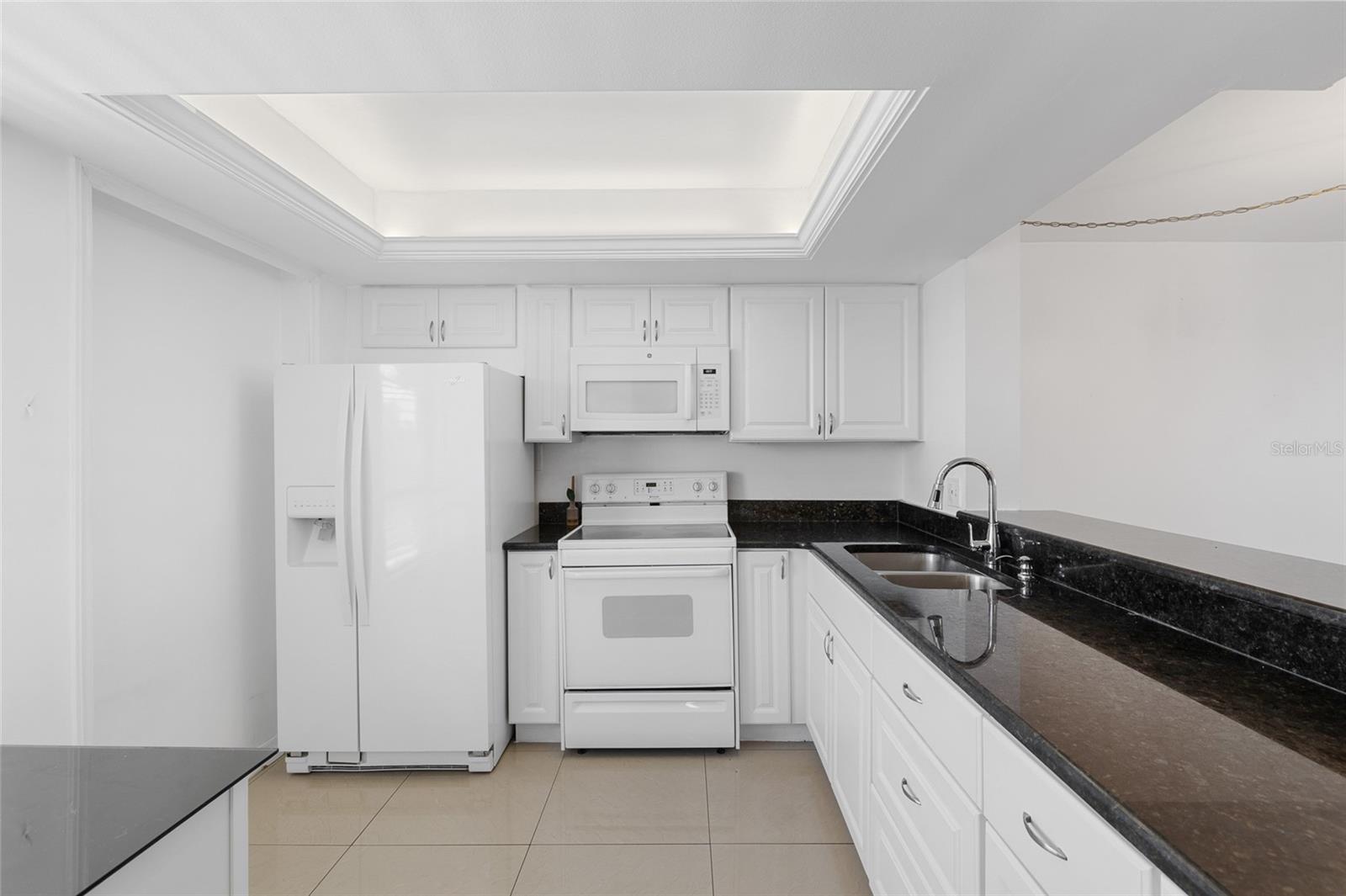 2617 Cove Cay Dr #604 Property Photo 5