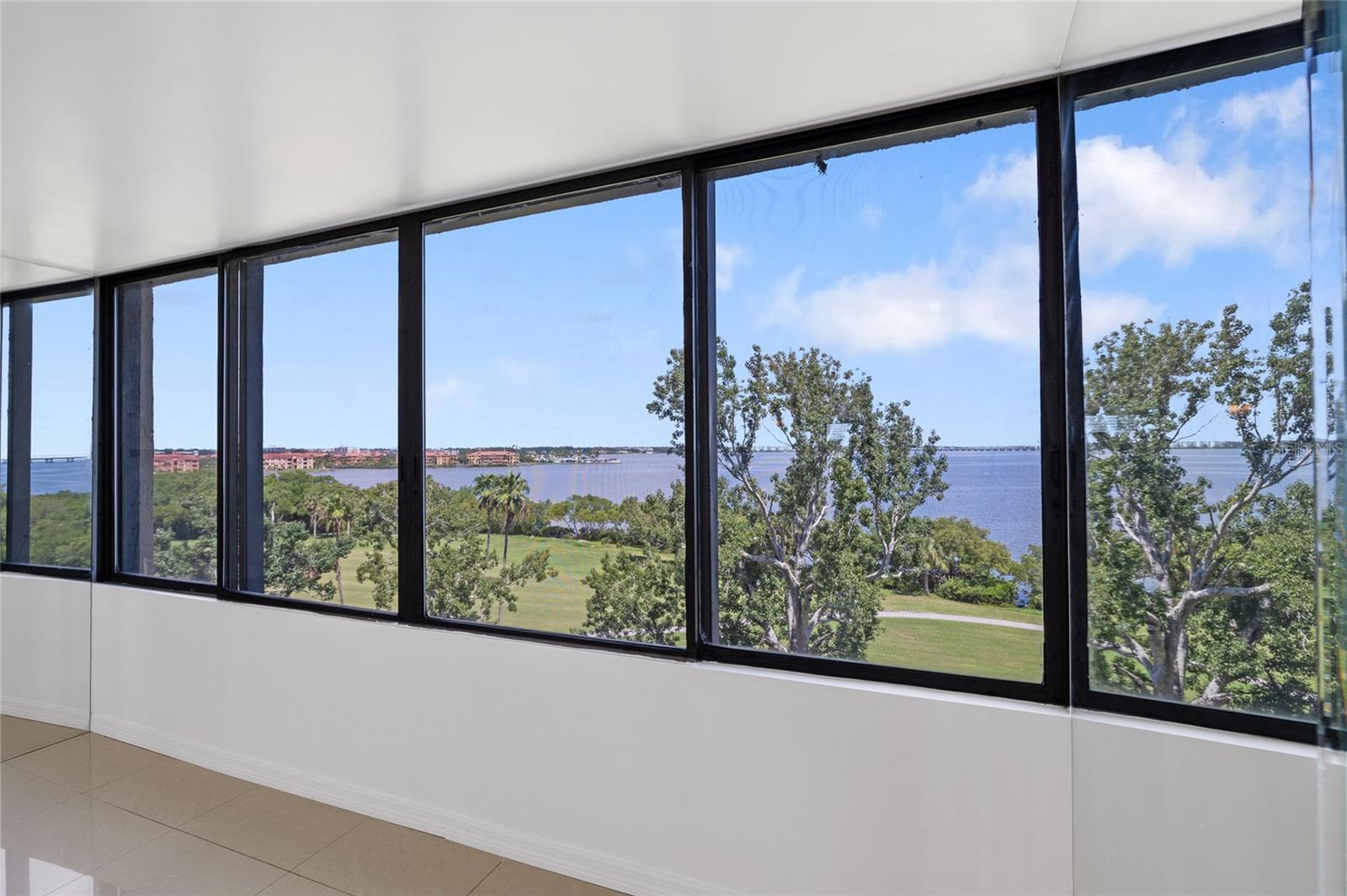 2617 Cove Cay Dr #604 Property Photo 12