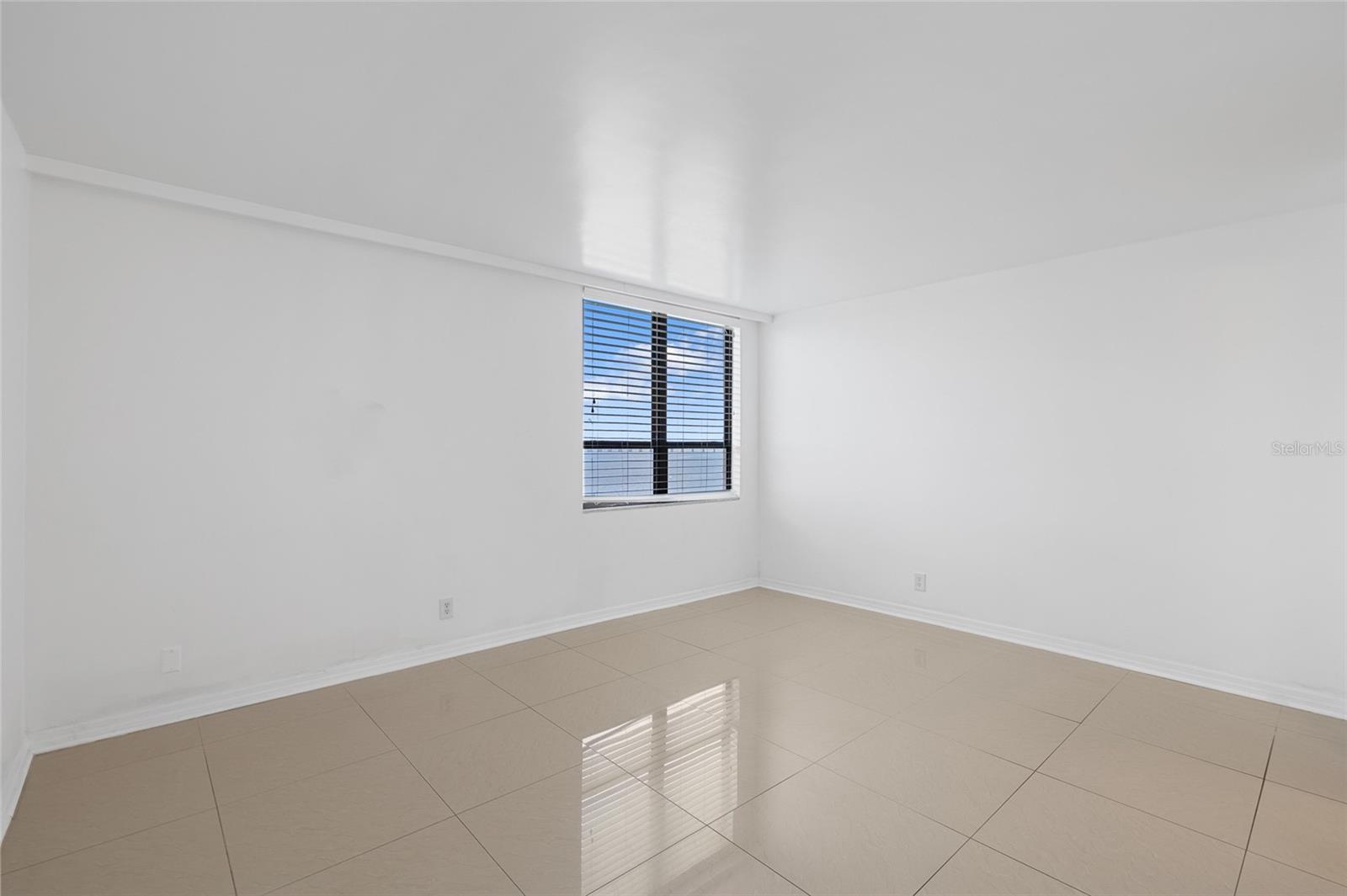 2617 Cove Cay Dr #604 Property Photo 17