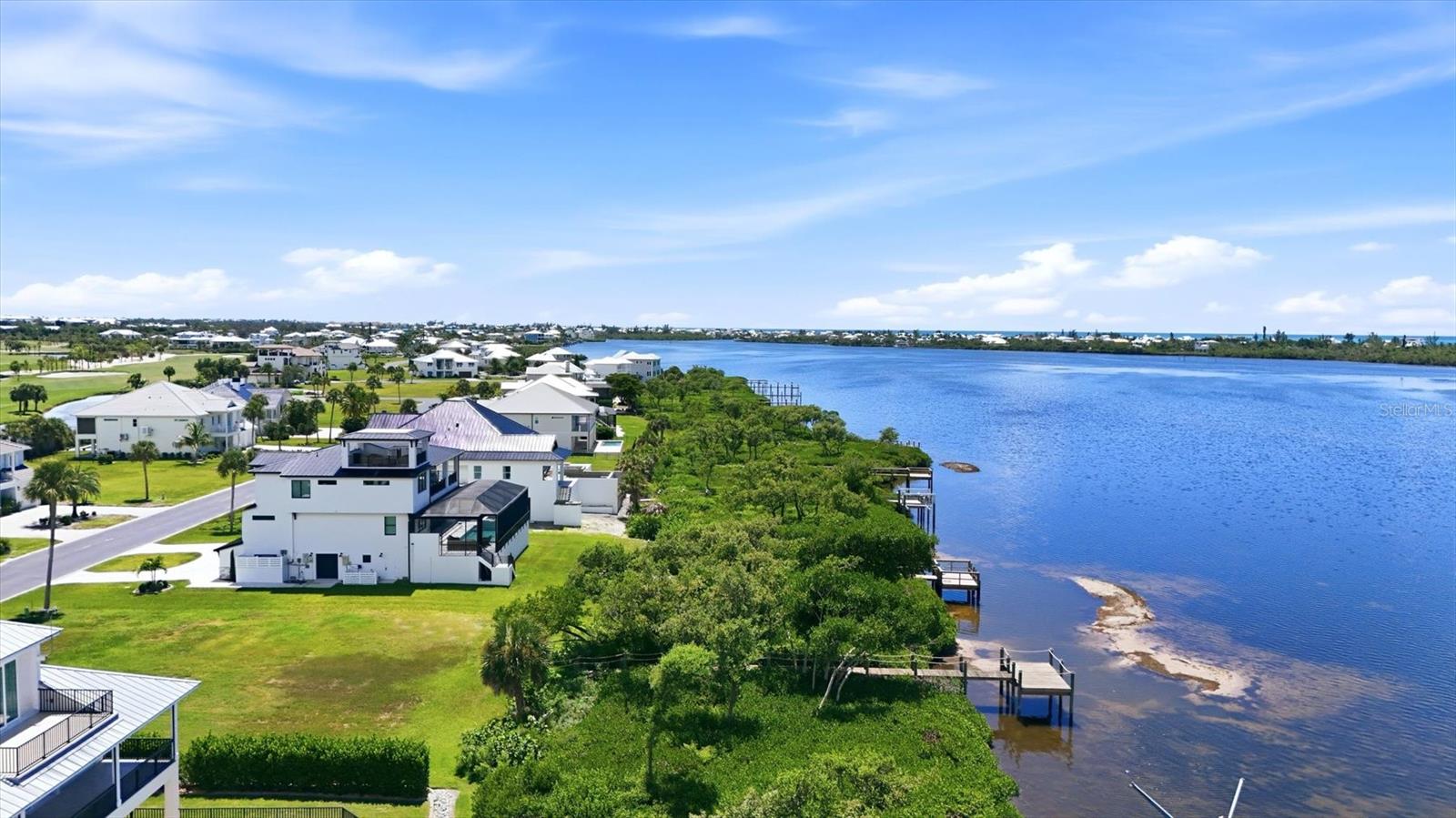 9811 Eagle Preserve Dr Property Photo 4