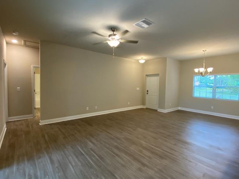 20399 Wilkie Ave Property Photo 2