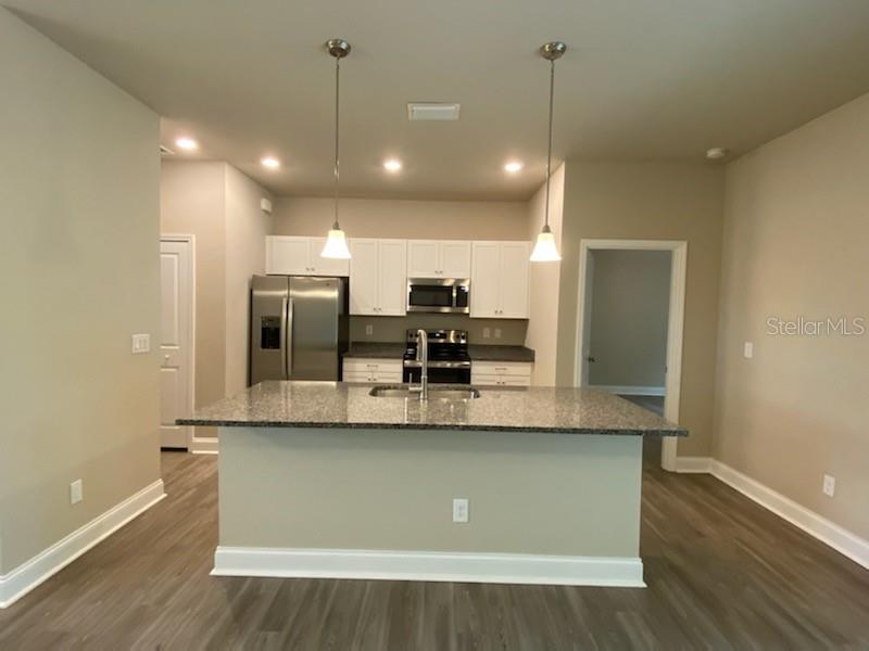 20399 Wilkie Ave Property Photo 4