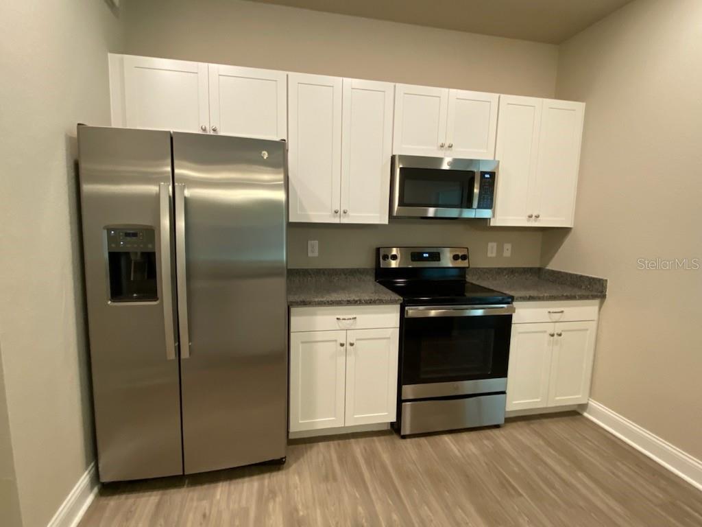 20399 Wilkie Ave Property Photo 6