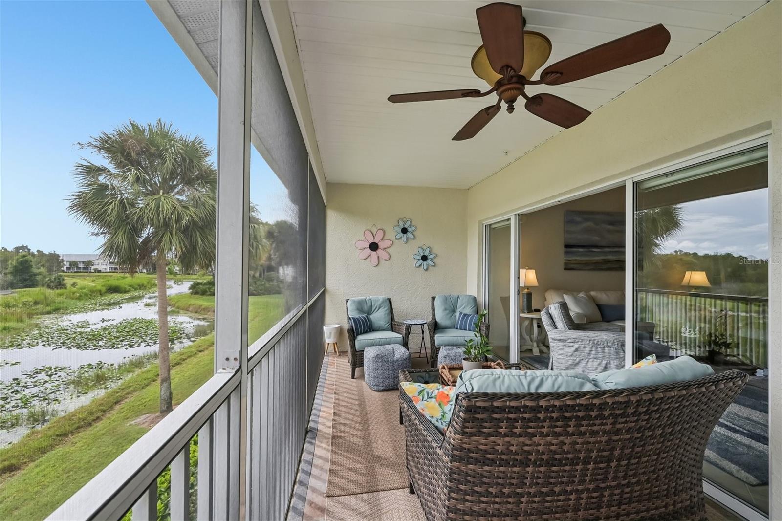 412 Sunset Lake Blvd #202 Property Photo 2