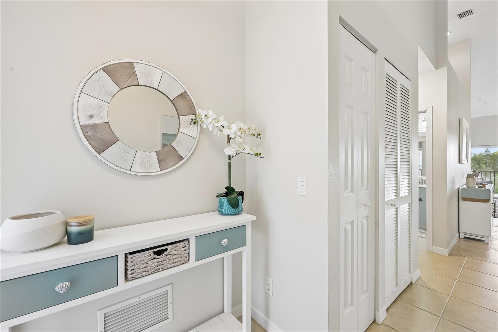 412 Sunset Lake Blvd #202 Property Photo 8