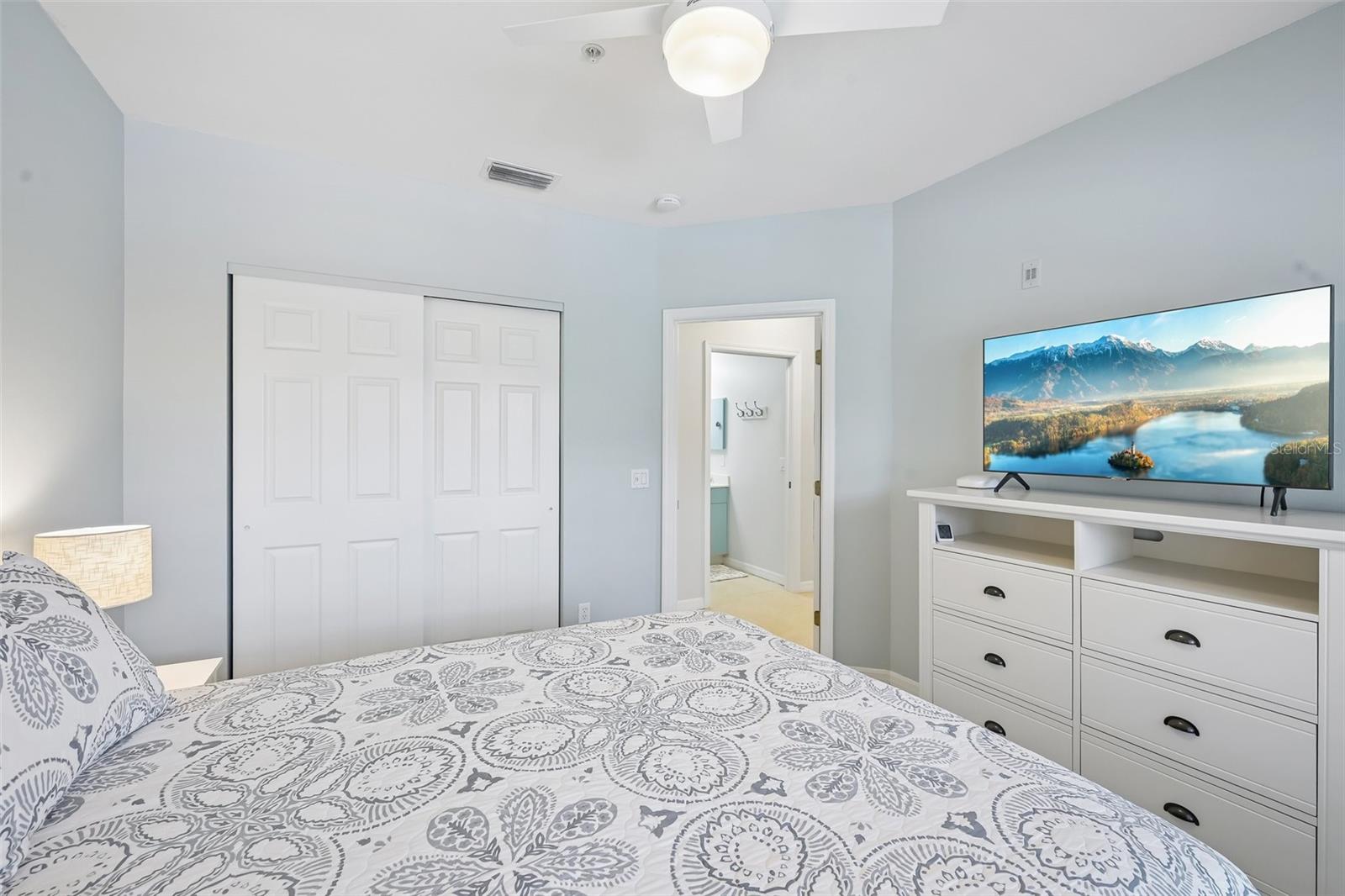 412 Sunset Lake Blvd #202 Property Photo 24