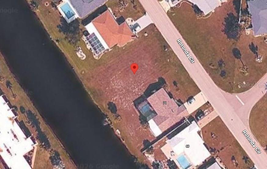 73 Rotonda Cir Property Photo 4