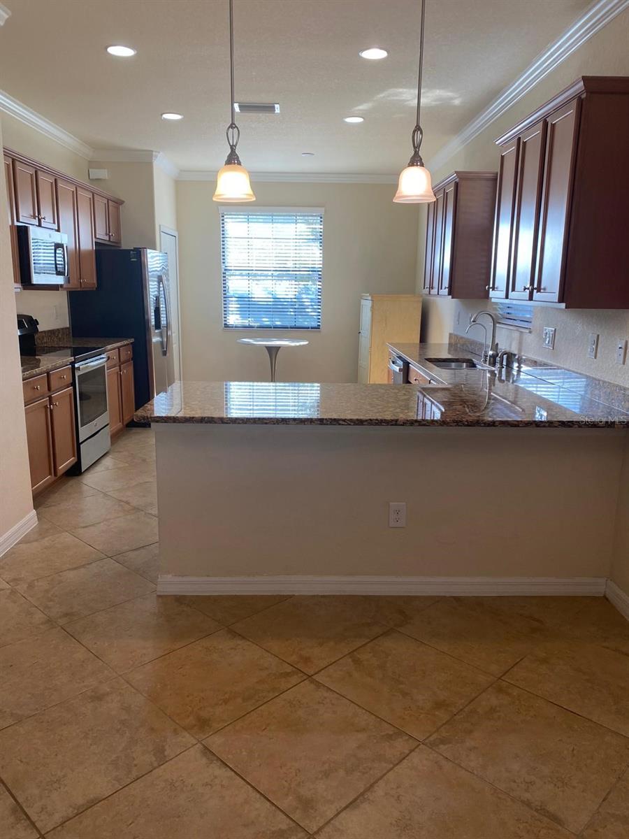 12792 Richezza Dr Property Photo 8