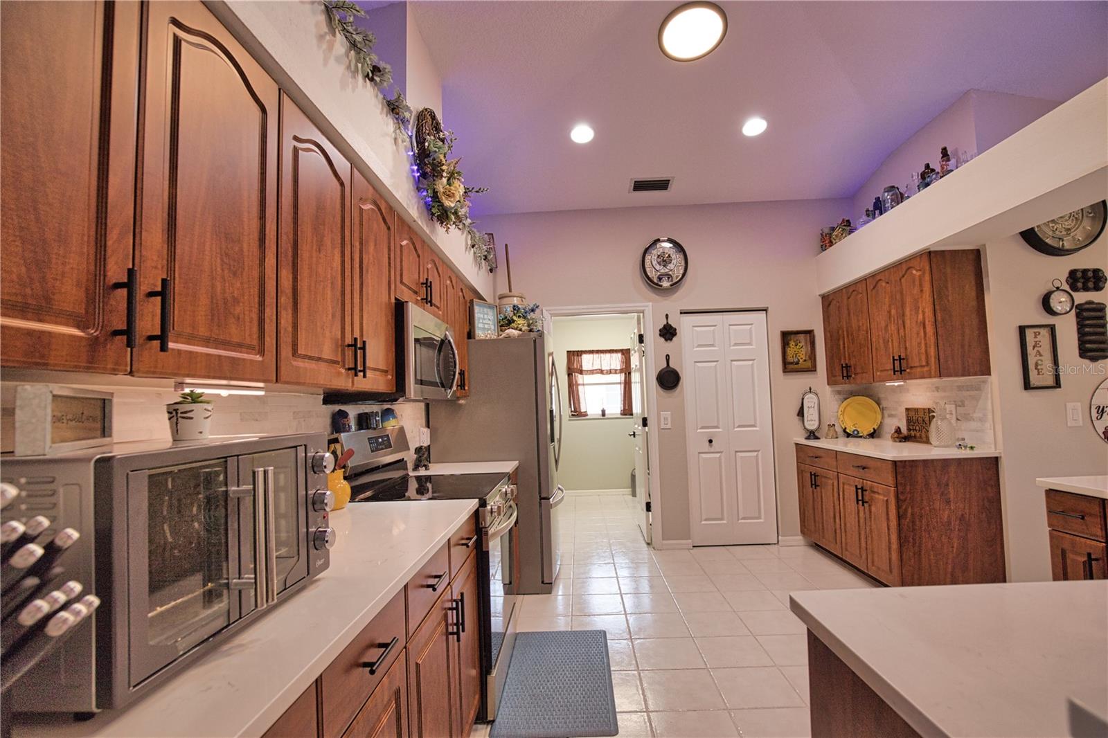 22 Medalist Ct Property Photo 24