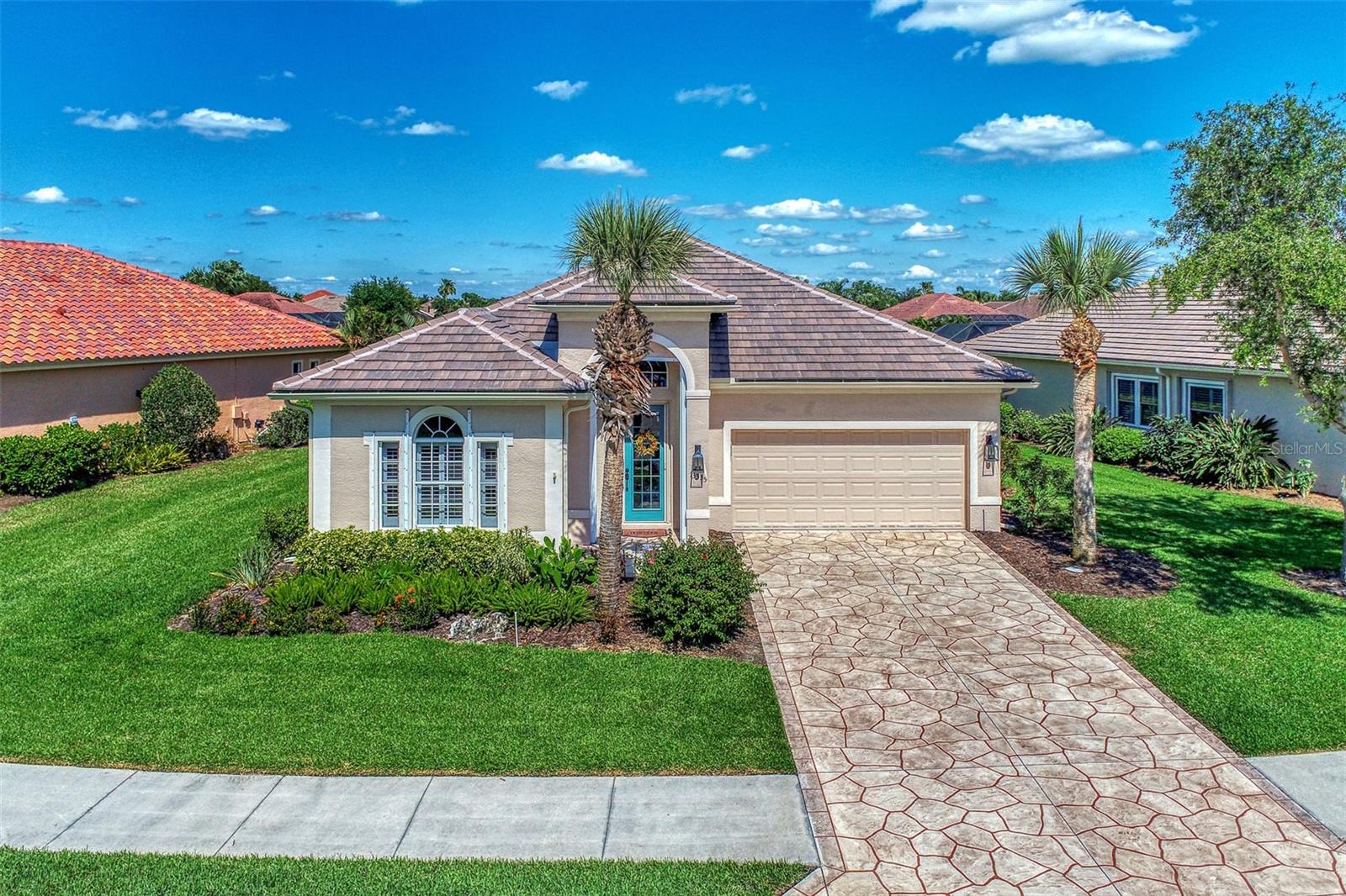 13335 GOLF POINTE DR Property Photo 1