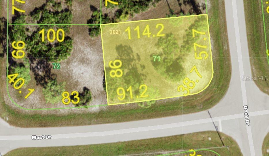 18 DOCK DR Property Photo 1