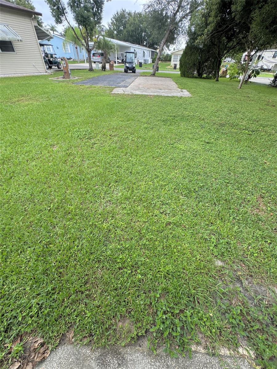 12 Saddlebag Trl N Property Photo 3