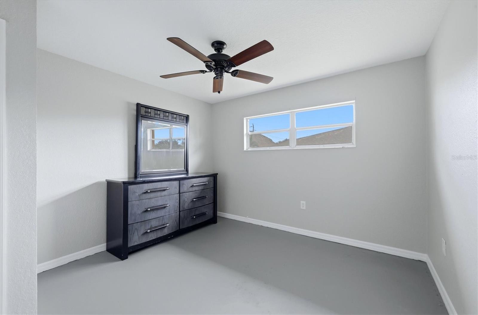 1484 Overbrook Rd Property Photo 32