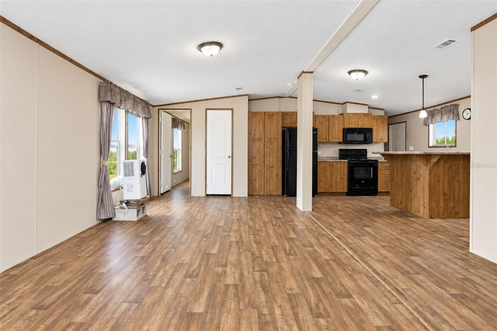 9066 Pinehaven Way Property Photo 7