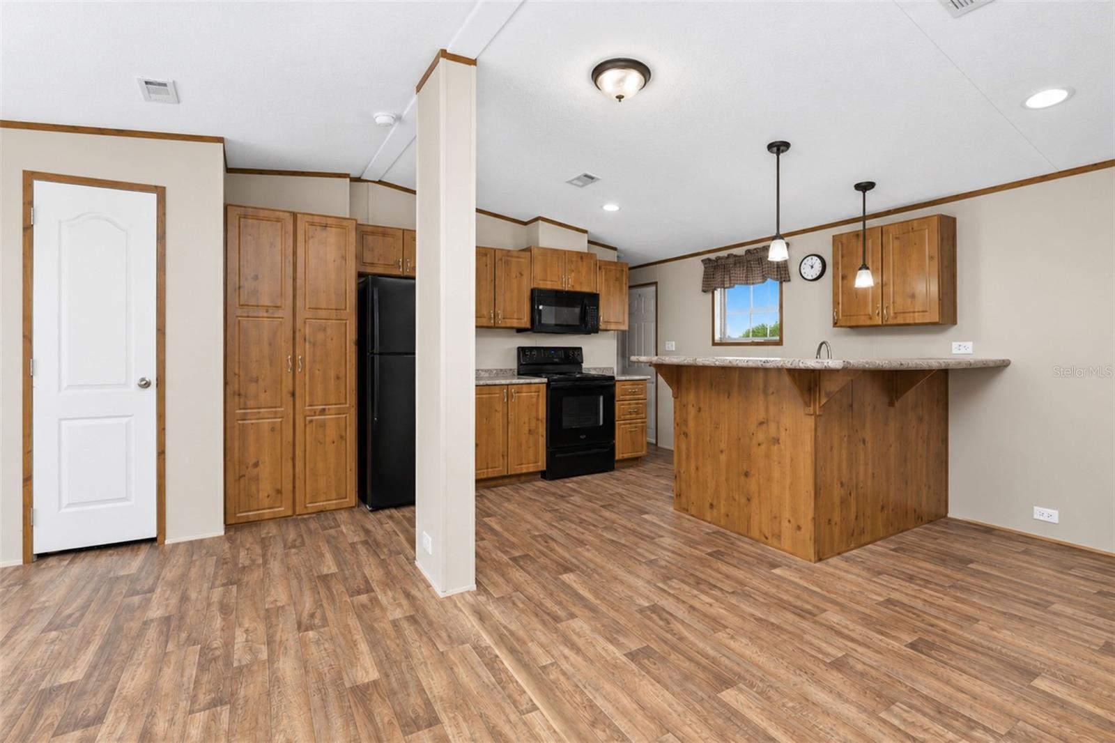 9066 Pinehaven Way Property Photo 13