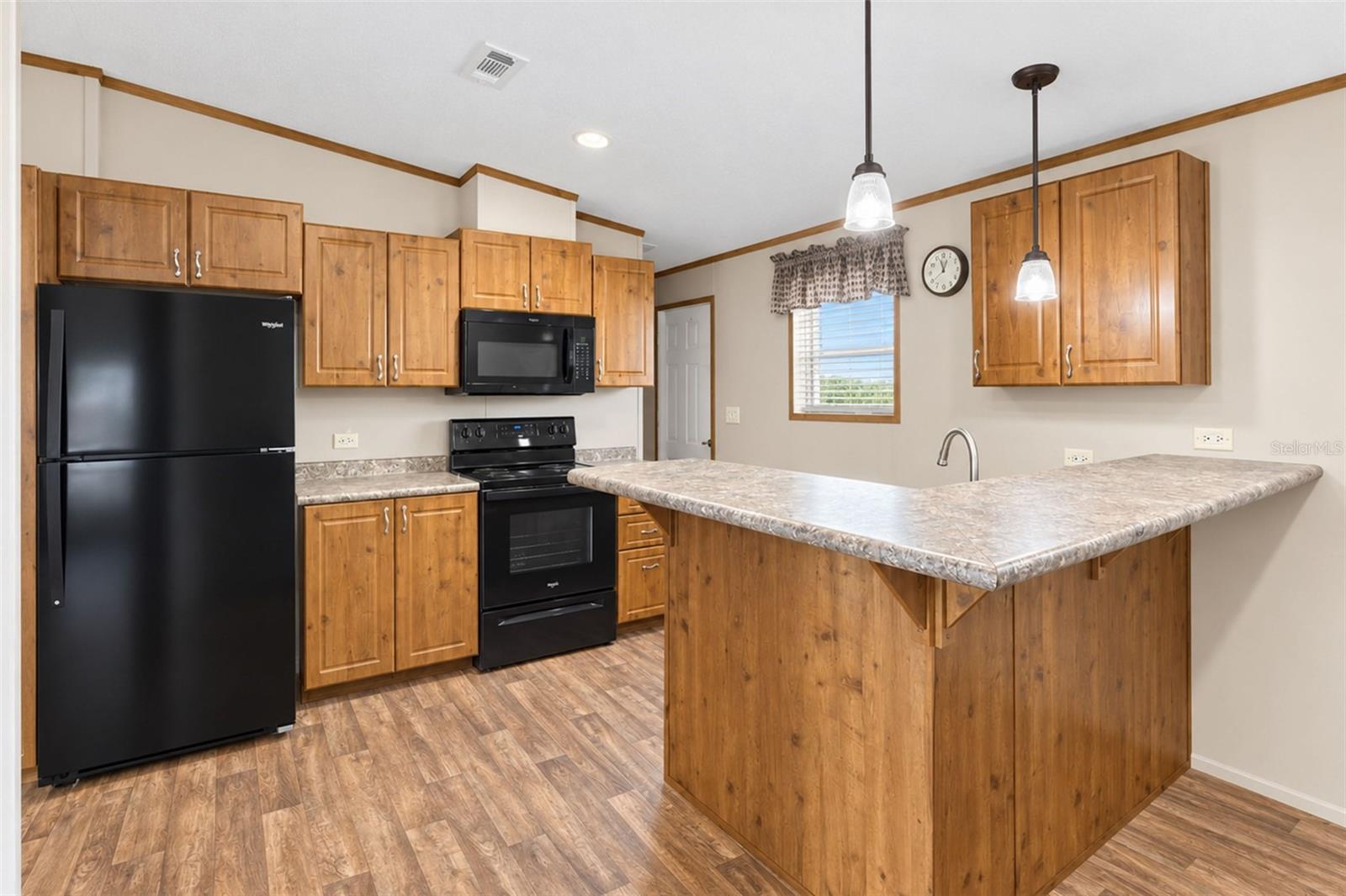 9066 Pinehaven Way Property Photo 14