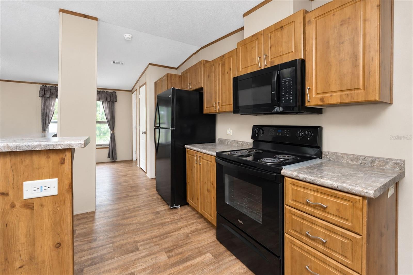 9066 Pinehaven Way Property Photo 15