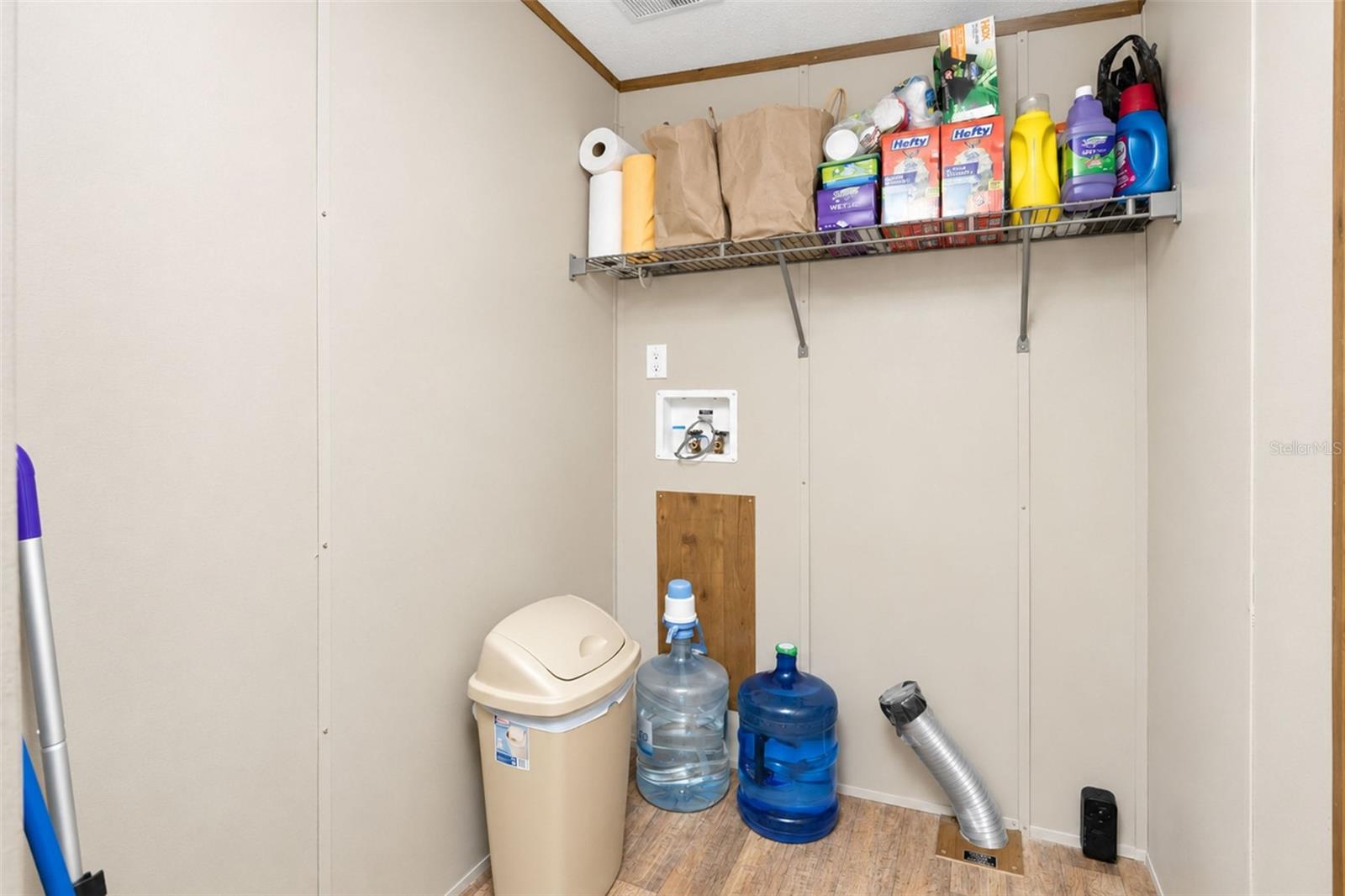 9066 Pinehaven Way Property Photo 29