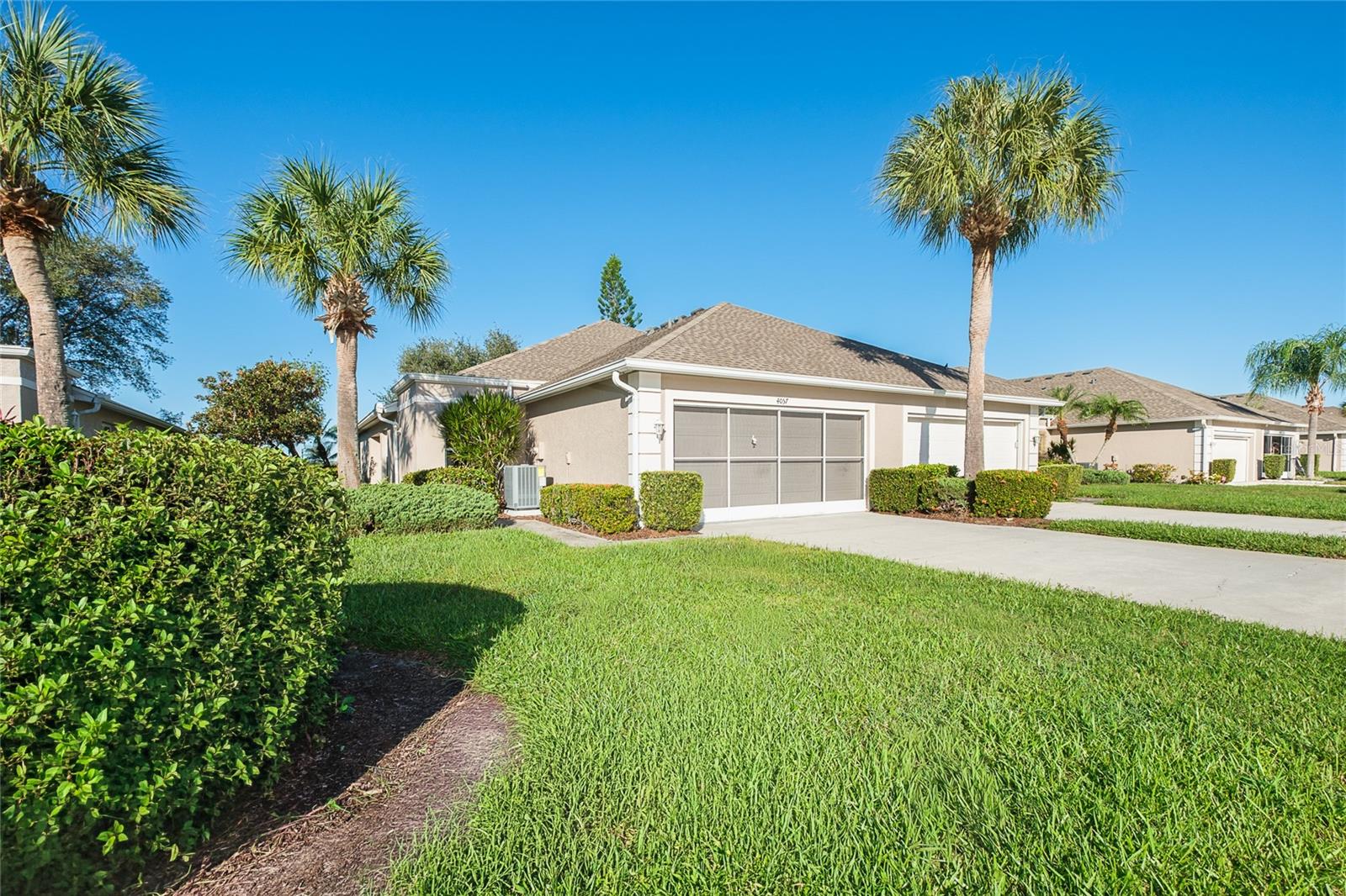 4057 FAIRWAY DR Property Photo 1