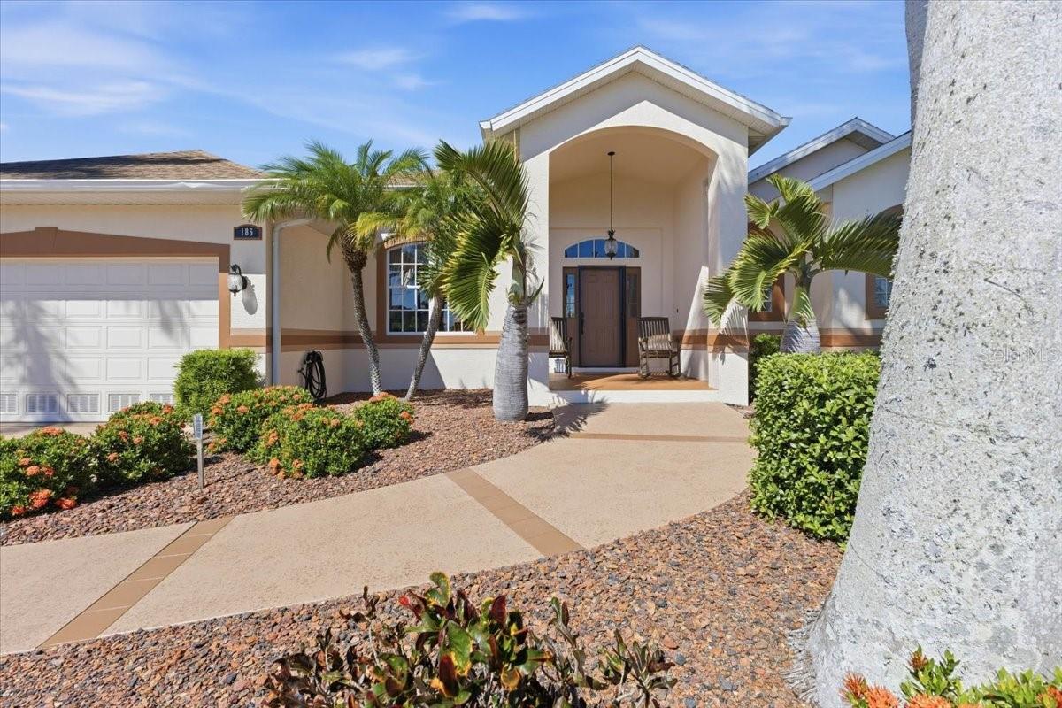 185 Rotonda Blvd E Property Photo 6