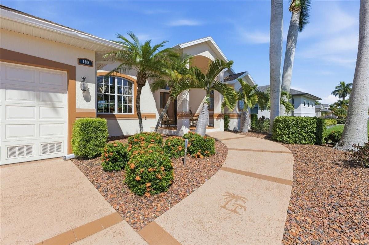 185 Rotonda Blvd E Property Photo 7