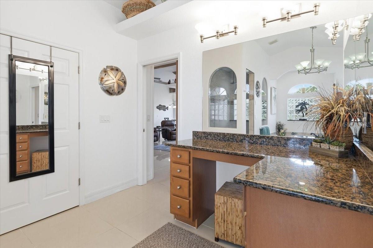 185 Rotonda Blvd E Property Photo 34