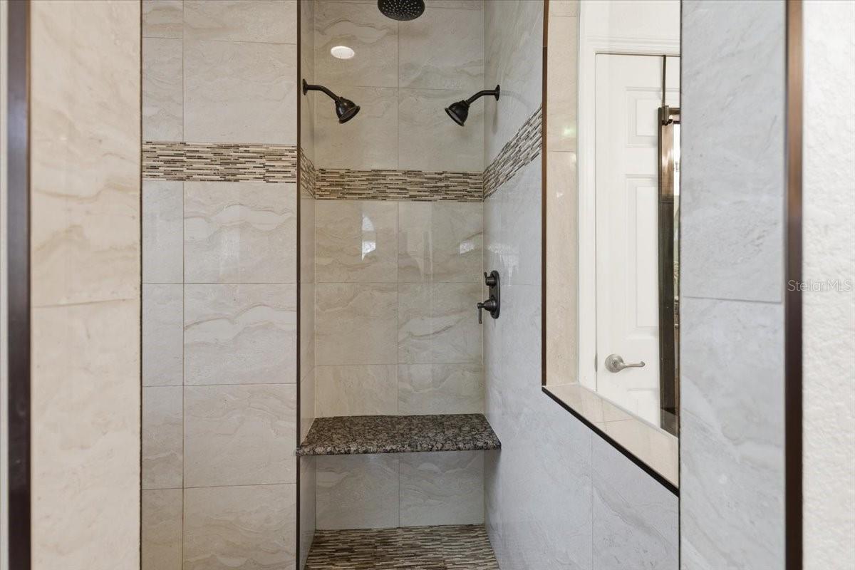 185 Rotonda Blvd E Property Photo 39