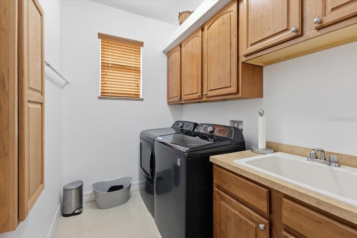 185 Rotonda Blvd E Property Photo 50