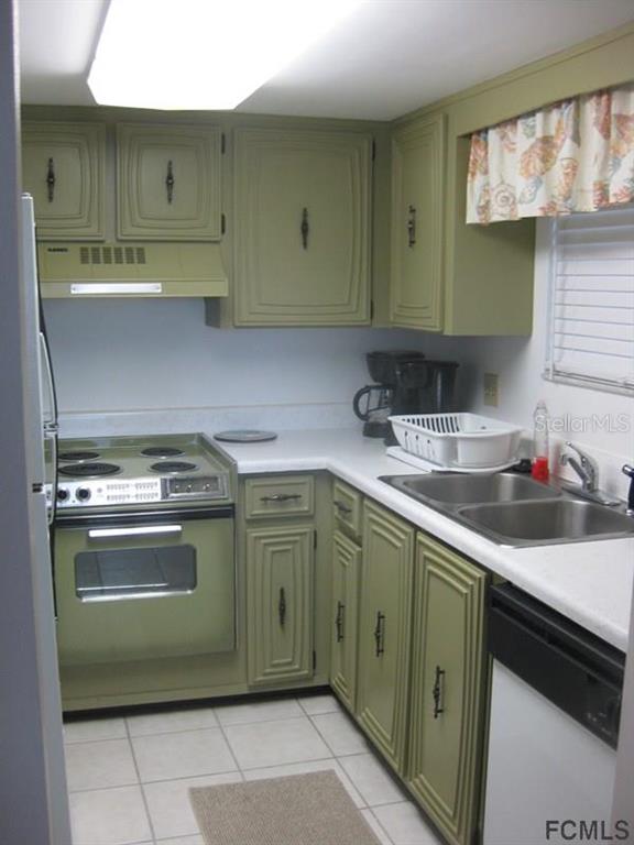 3510 S Ocean Shore Blvd Property Photo 5