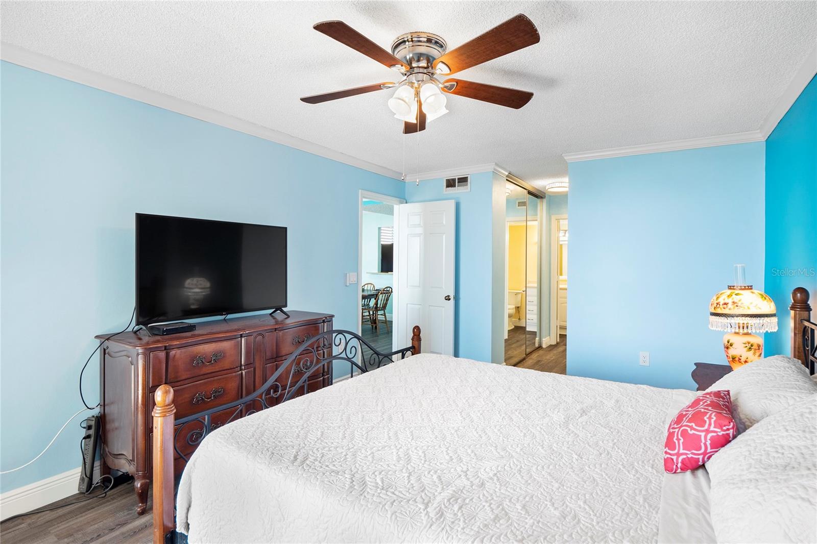 3370 Ocean Shore Blvd #203b Property Photo 33