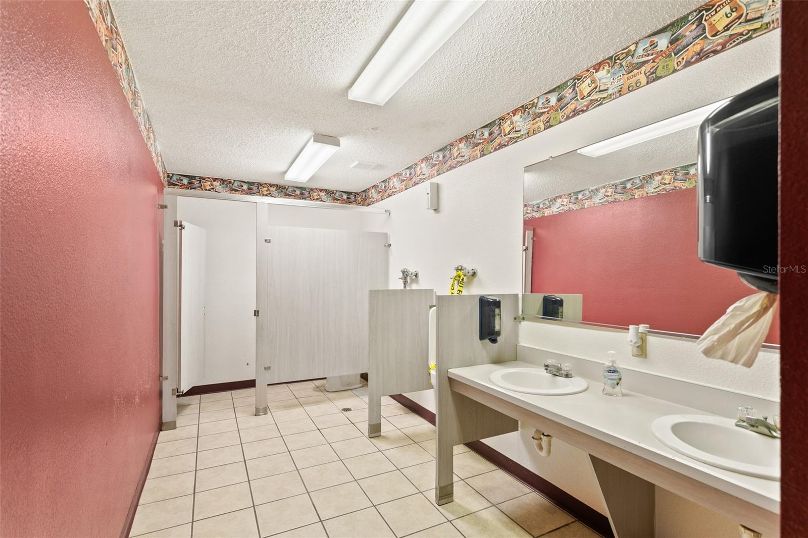 3601 E Moody Blvd Property Photo 40