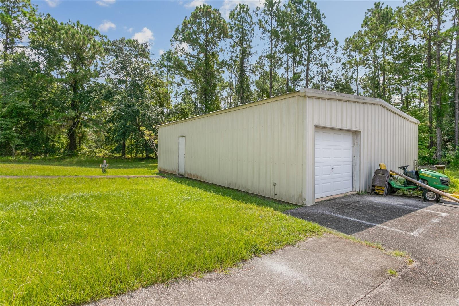 3601 E Moody Blvd Property Photo 87