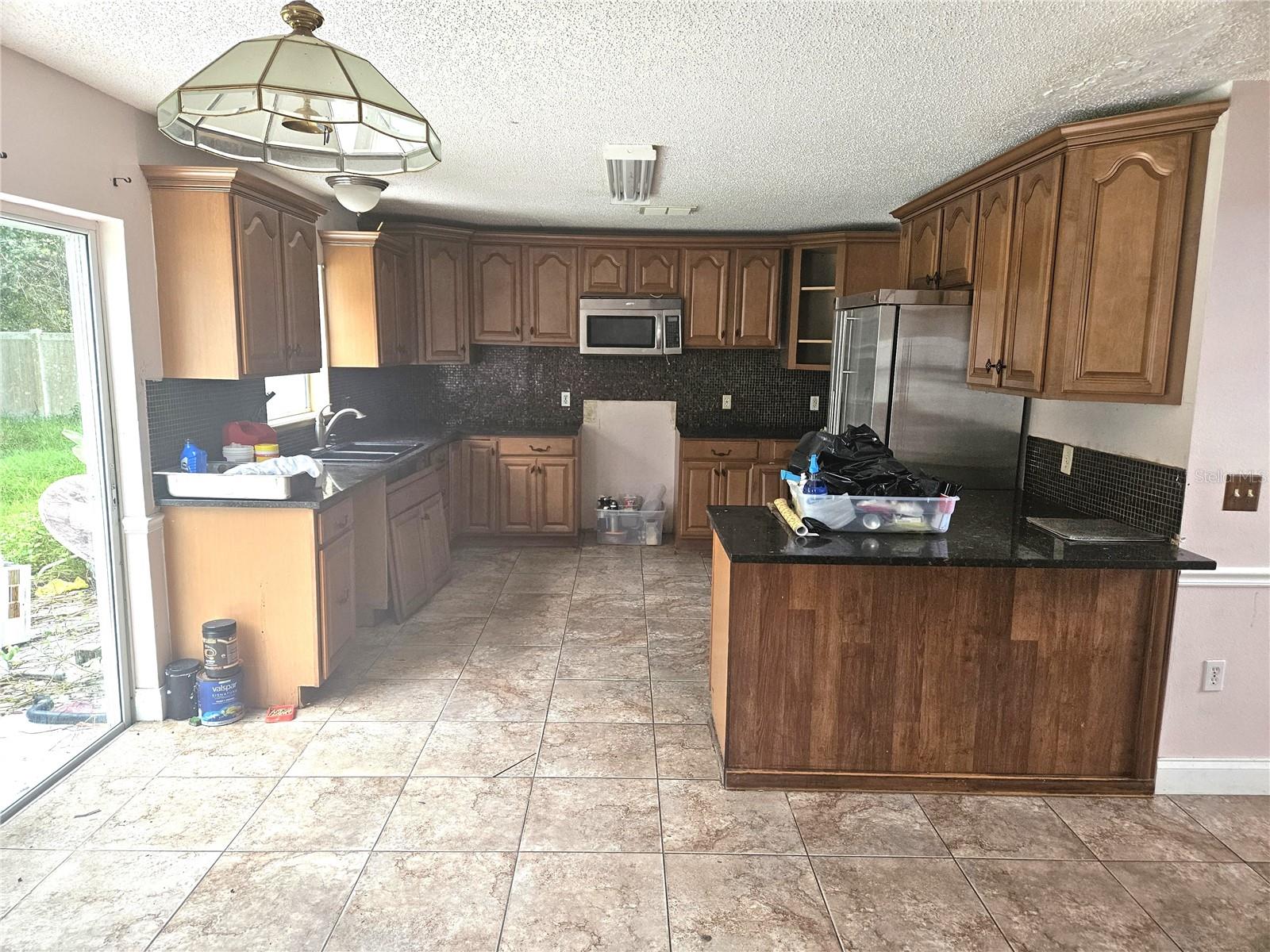 73 London Drive Property Photo 6
