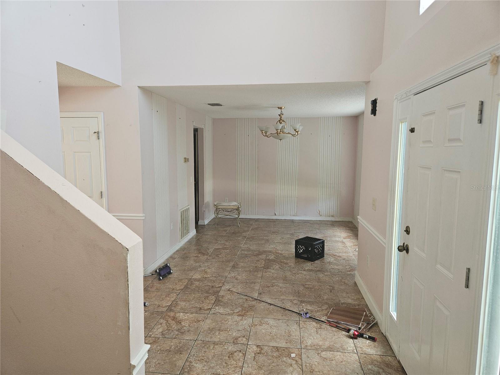 73 London Drive Property Photo 15