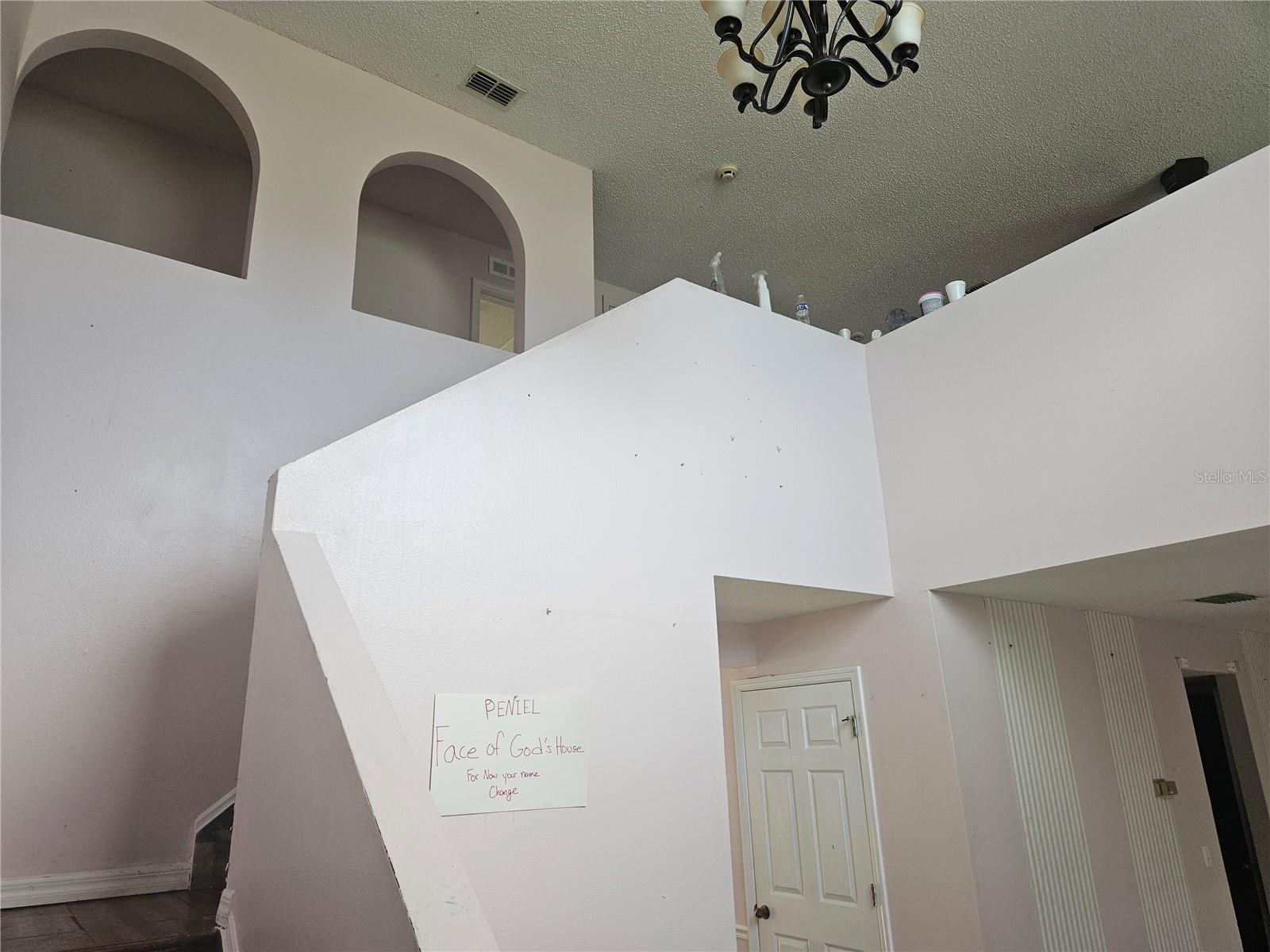 73 London Drive Property Photo 17