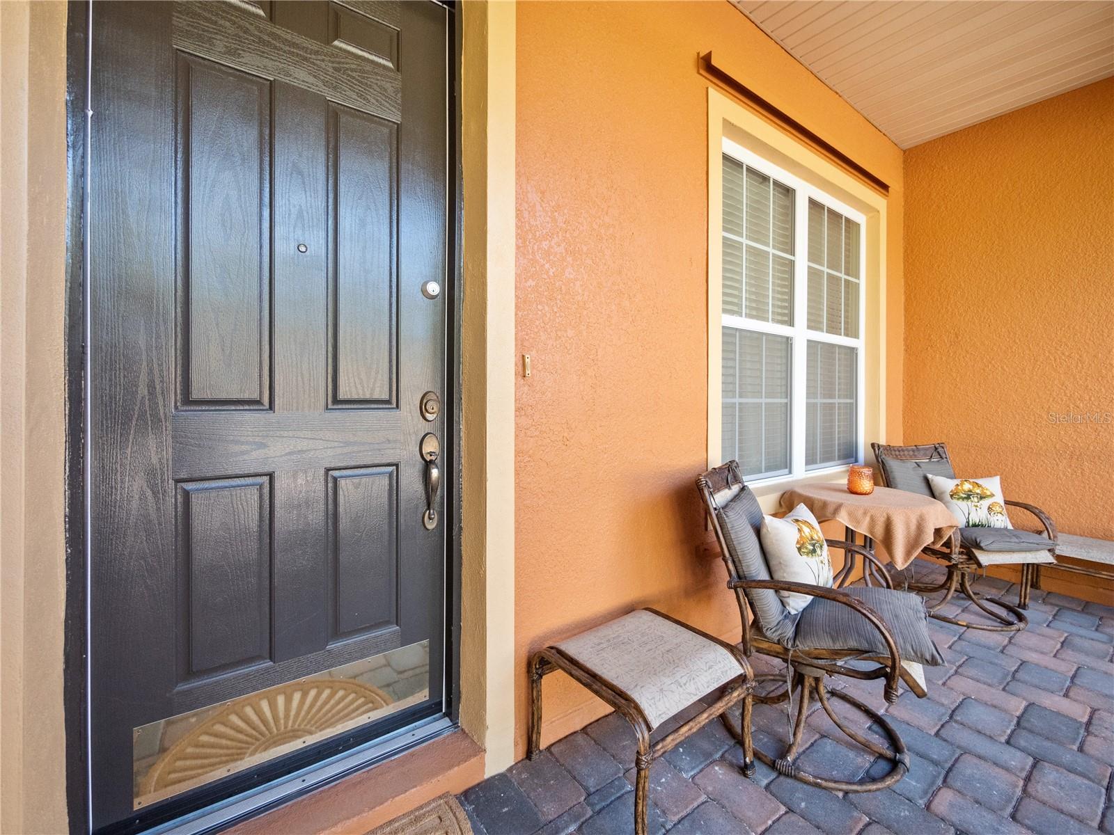 112 Sevilla Ct Property Photo 6