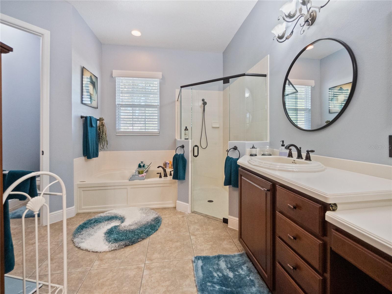 112 Sevilla Ct Property Photo 10