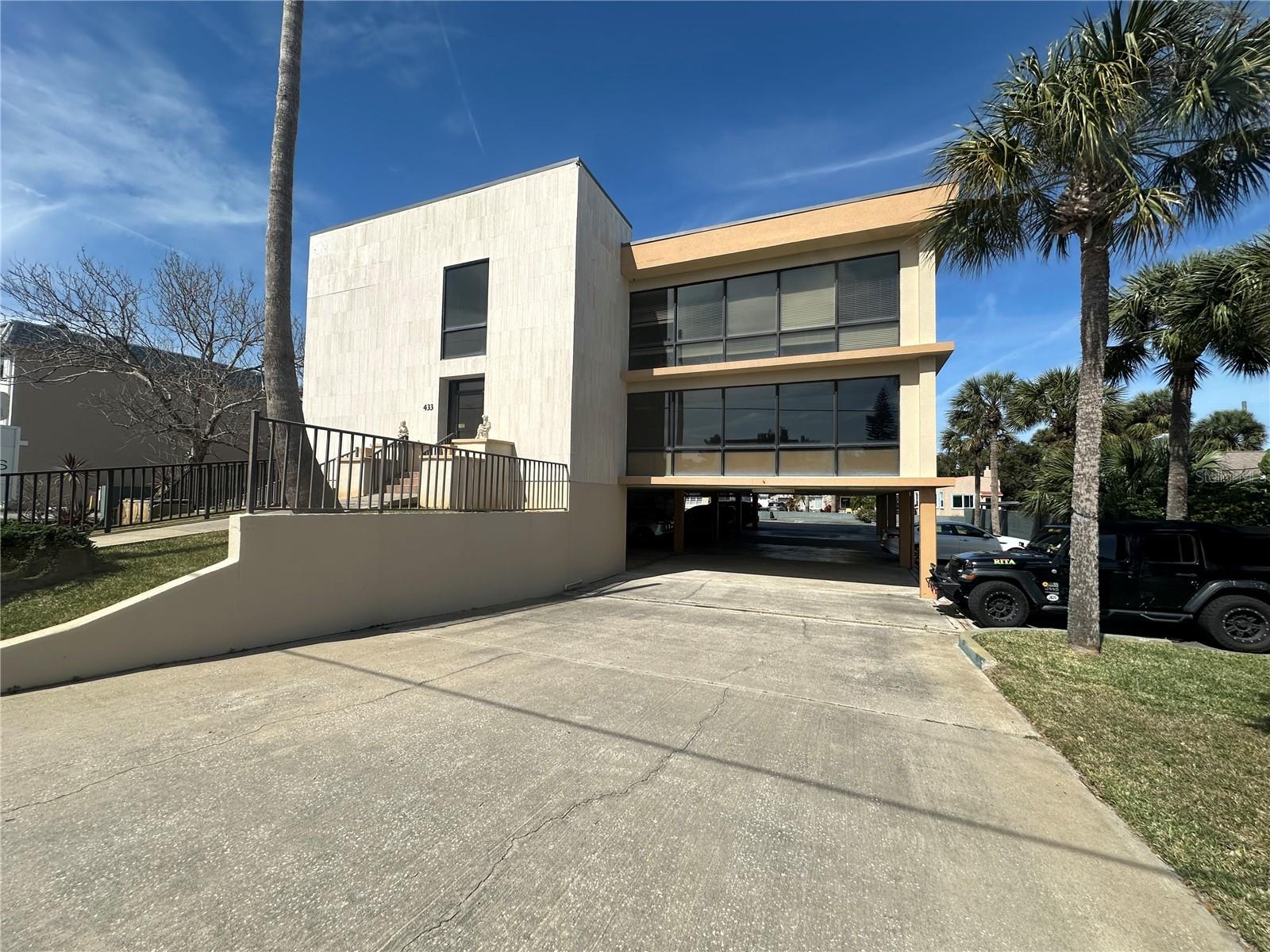 433 Silver Beach Ave Property Photo 2