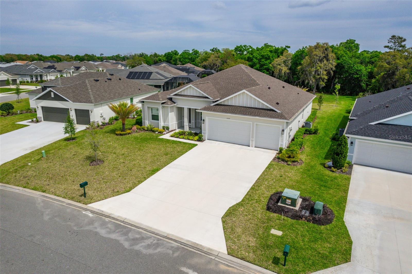 1329 Tullamore Blvd Property Photo 38