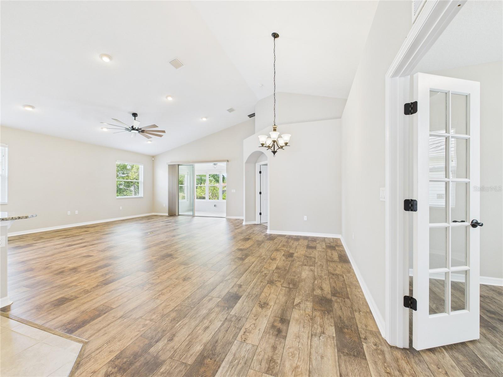 63 Park Place Cir Property Photo 9
