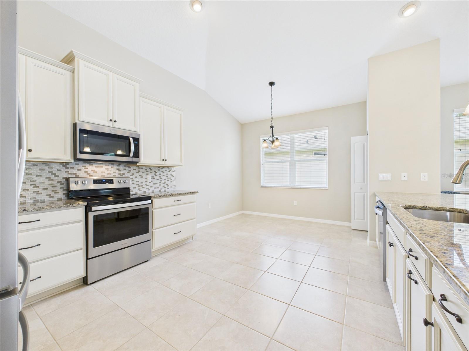 63 Park Place Cir Property Photo 12